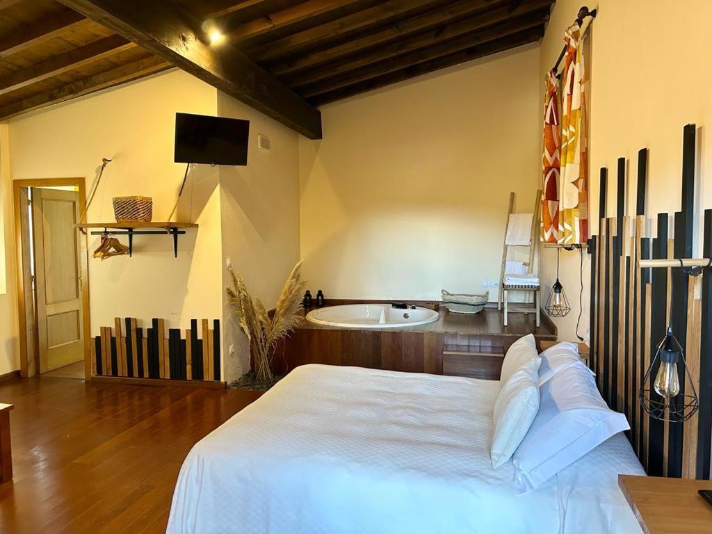 Aldea Couso Rural Hotel Sarreaus Ngoại thất bức ảnh